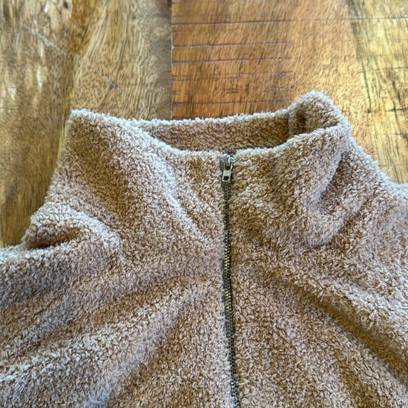 SHEIN Teddy Half-Zip Size Large - Picture 4 of 6